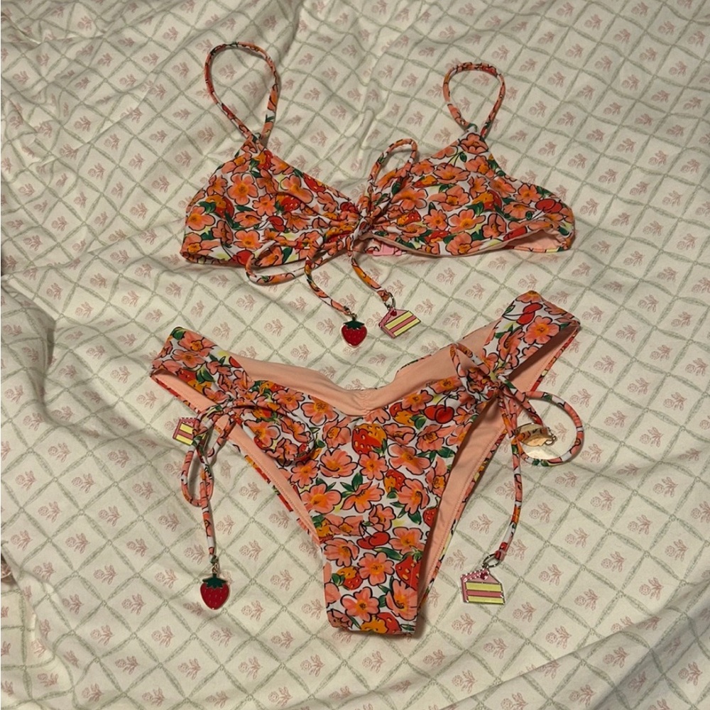 Blackbough Strawberry Bikini Set - Size Small